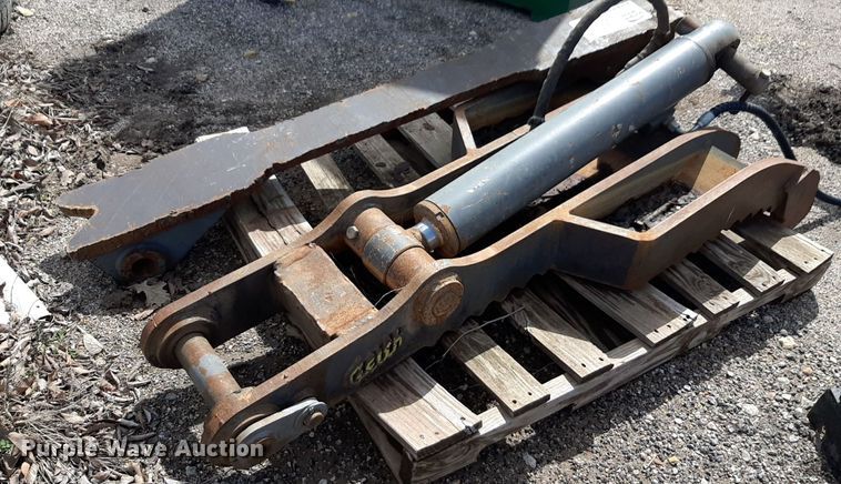 Geith hydraulic thumb - DP2782
