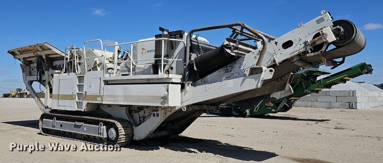2005 Metso Lokotrack LT1213S crusher - DQ8635