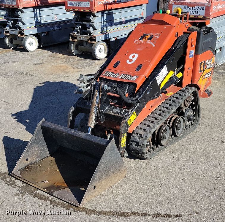 2020 Ditch Witch SK600 compact utility loader - DR7987
