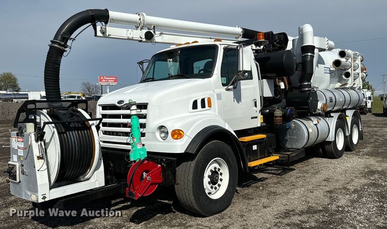 2004 Sterling L-Line sewer jetter truck - EG1345