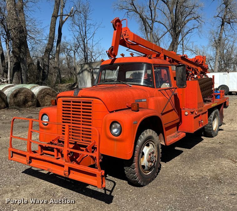 1973 International  Loadstar 1600 drilling rig truck - EH5340