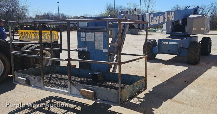 1996 Genie  S-65 boom lift - EJ6207