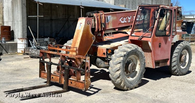 SkyTrak 8042 Telehandler For Sale | Purple Wave Auction