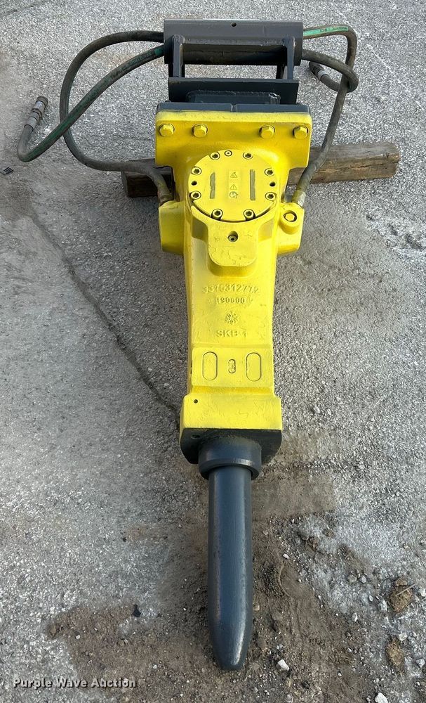 Atlas Copco SB452 breaker - EK4375