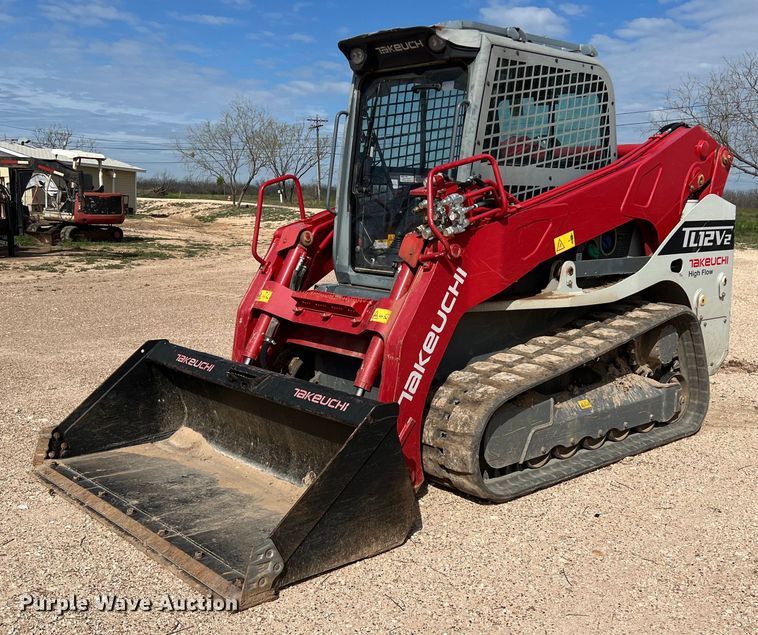 2019 Takeuchi TL12V2 tracked skid steer loader - KV9796
