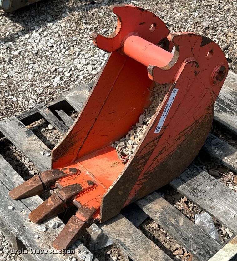 Kubota BT4552 bucket - ND9099