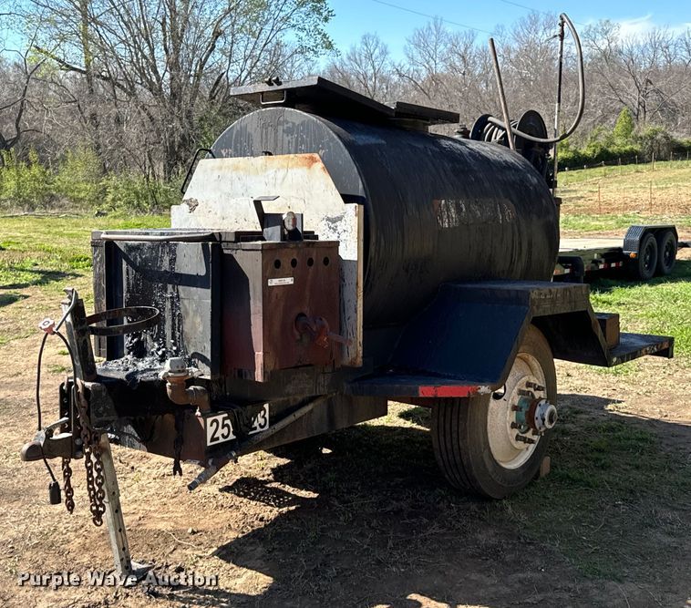 Seal coat trailer - ND9132