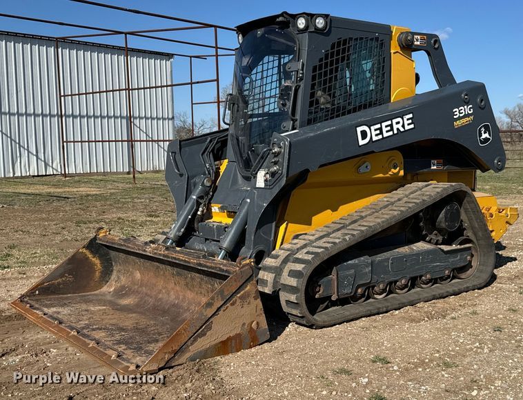 2019 John Deere 331G tracked skid steer loader - NH9071