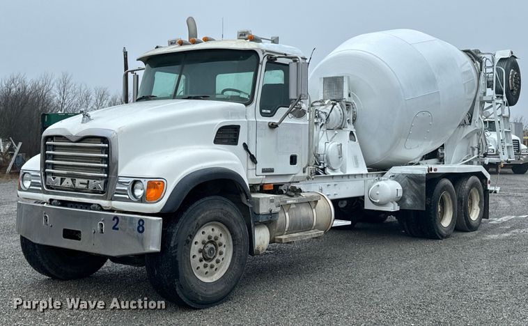 2006 Mack CV Series ready mix truck - OD9972