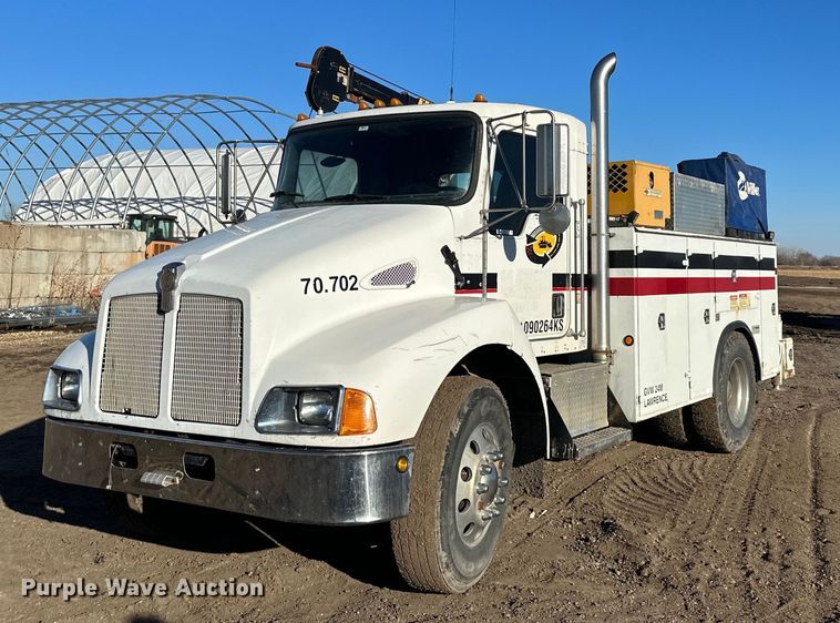 1995 Kenworth T300 utility / service truck - OF9171
