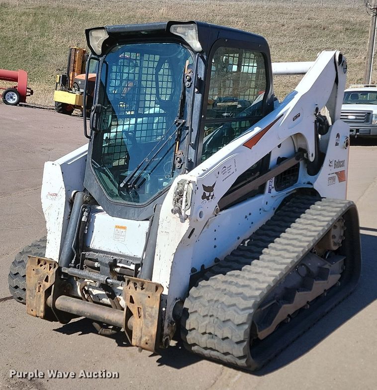 2017 Bobcat  T770 tracked skid steer loader - DP3452