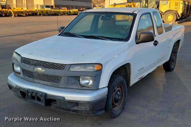 2005 Chevrolet  Colorado Ext. Cab pickup truck - DP3456