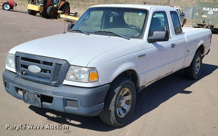2007 Ford  Ranger  SuperCab pickup truck - DP3462