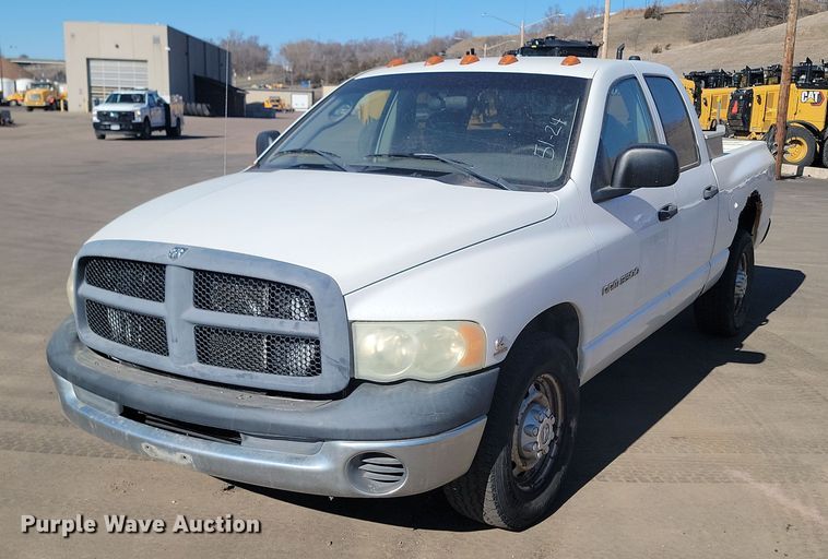 2003 Dodge  Ram 3500 Quad Cab pickup truck - DP3468