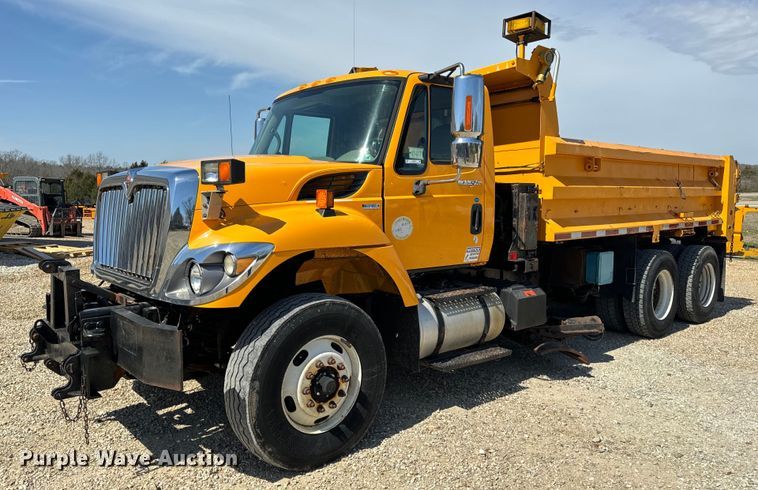 2011 International WorkStar 7500 dump truck - EH6636