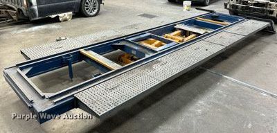 2002 Car-O-Liner frame machine  - EK4351