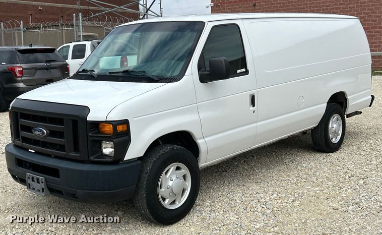 2008 Ford E350 SuperDuty van - EK4370