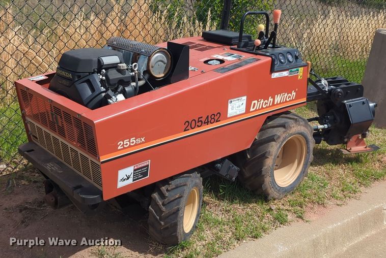 Ditch Witch 255SX vibratory cable plow - NG9469
