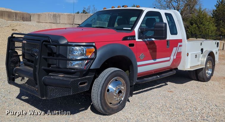2013 Ford  F450 Super Duty SuperCab flatbed truck - NG9483