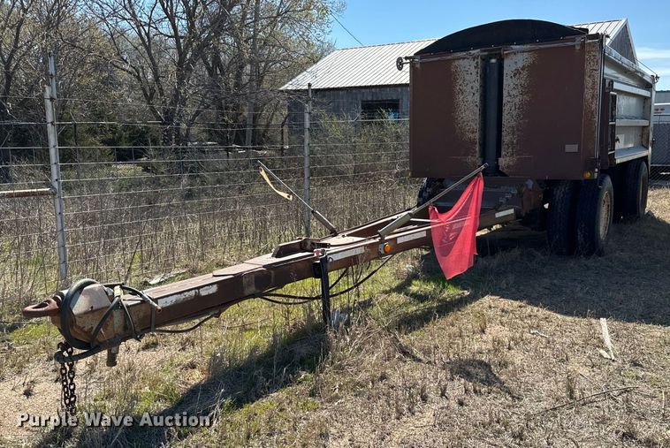 2002 Cornhusker  800R-32102-584 end dump pup trailer - NH9040