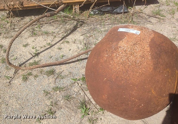 Wrecking ball - NZ9521