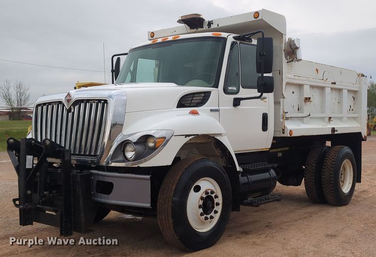 2008 International 7300 dump truck - NZ9537
