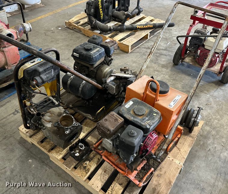 (2) plate compactors  - OM9381