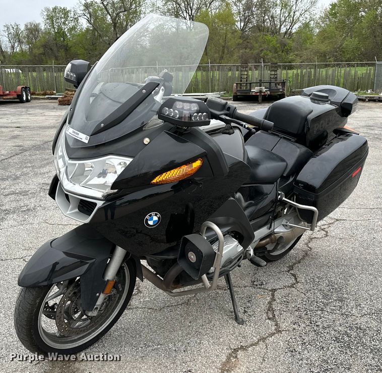 2009 BMW R1200RT motorcycle - OM9389