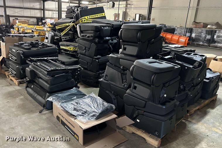 2023 Chevrolet Tahoe parts - OM9402