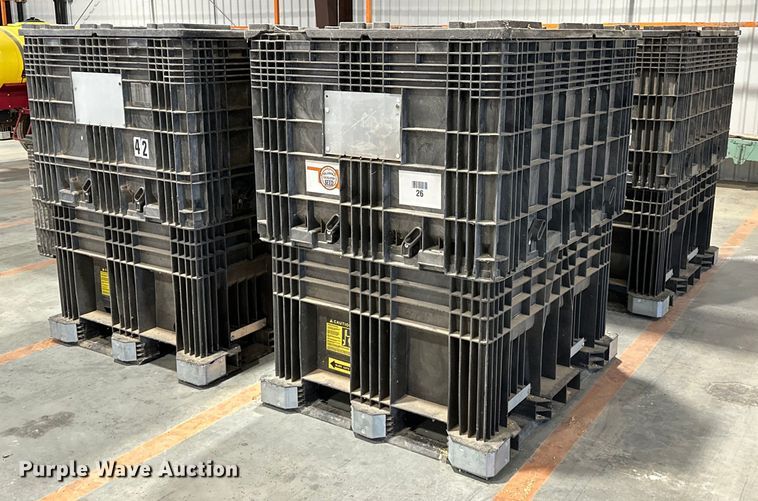 (4) Buckhorn CenterFlow bulk seed boxes - OM9942