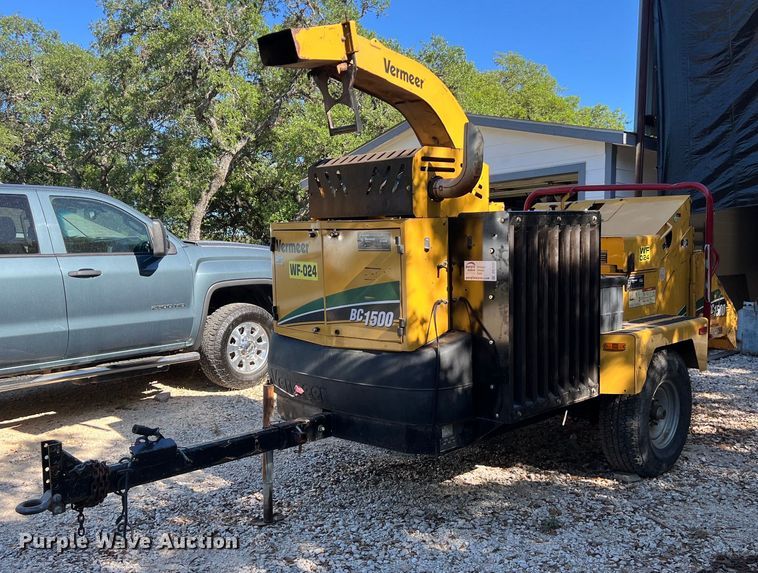 2017 Vermeer BC1500 wood chipper - DS2938