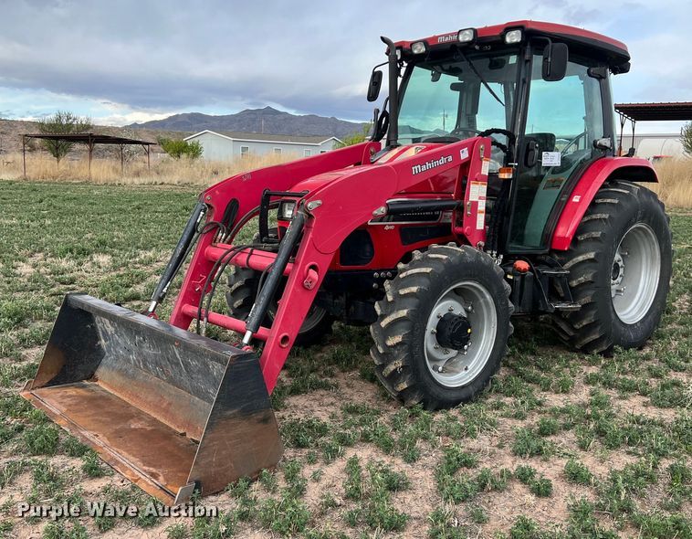 2015 Mahindra 7060 MFWD tractor - DS2943