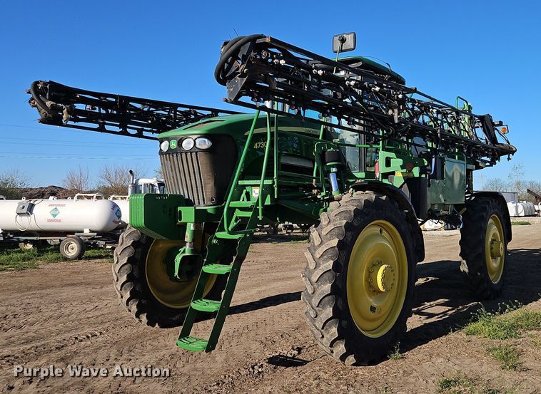 2008 John Deere 4730 sprayer - EI3720