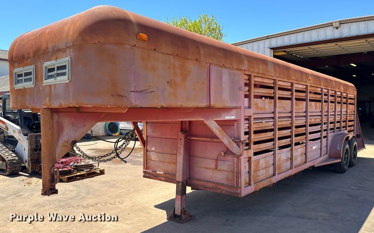 Shop built livestock trailer - EJ0446