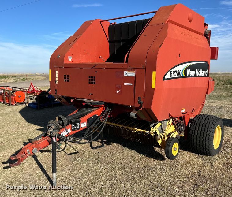 2003 New Holland BR780 round baler - OI9341
