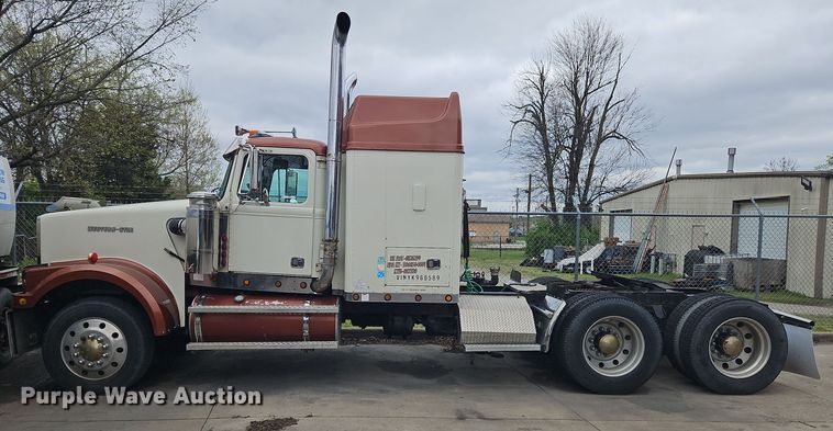 2000 Western Star 4900 semi truck - OK9857
