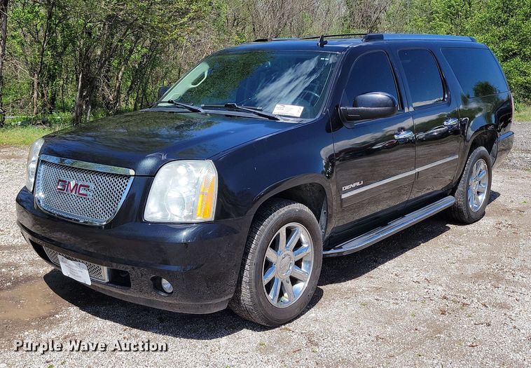 2011 GMC Yukon Denali XL SUV - DP1347