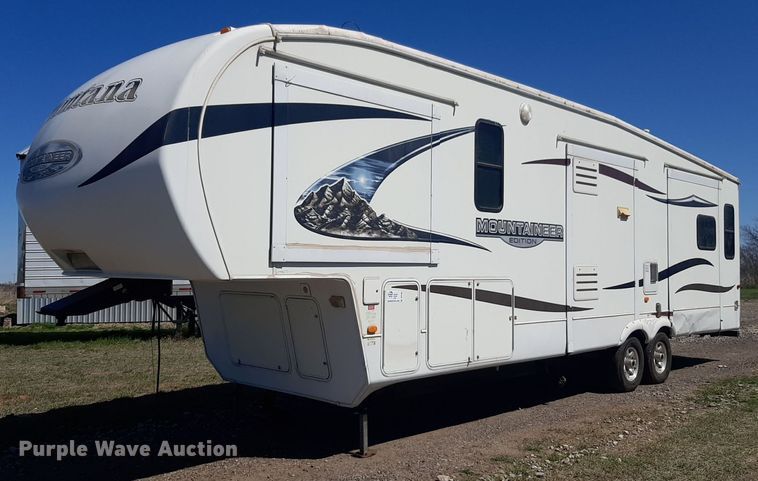 2010 Keystone Montana Mountaineer Edition camper - DP2787