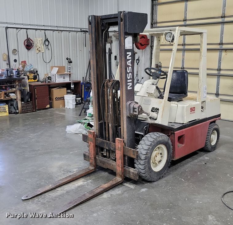 Nissan 50 forklift - DR7965