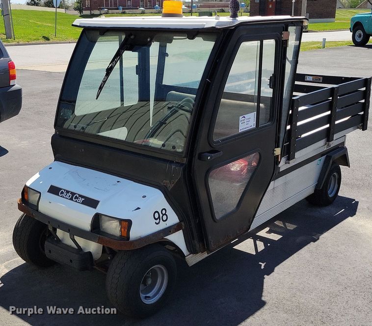 2011 Club Car Carryall 6 golf cart - DR8000