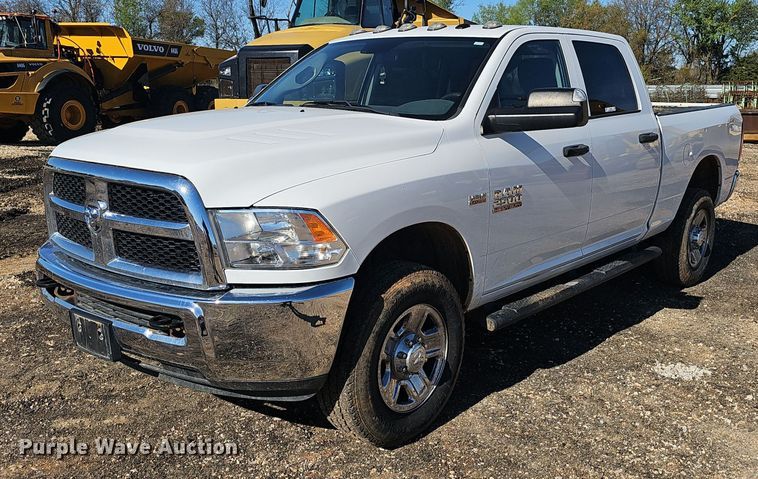2018 Dodge Ram 2500 Crew Cab pickup truck - EJ6265