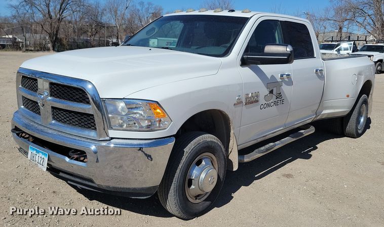 2014 Dodge  Ram 3500HD Crew Cab pickup truck - LC9958