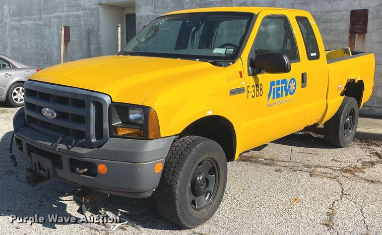 2007 Ford  F250 Super Duty XL SuperCab pickup truck - LV9872