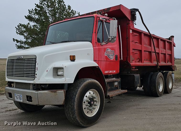 2003 Freightliner FL80 dump truck - DQ8638