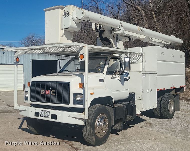 2002 GMC C7500  - DS7249