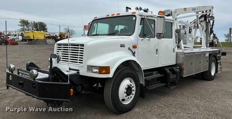 1999 International  4700 bridge inspection truck - EG1389