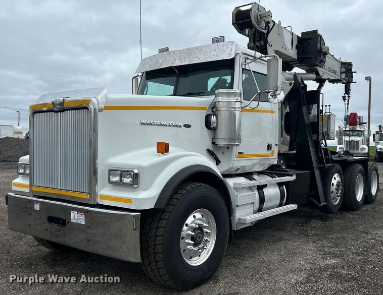 2011 Western Star 4900FA crane truck - EG1417