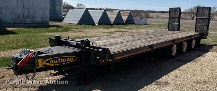 2012 Kaufman equipment trailer - EH5384