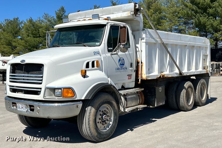 1999 Sterling L8513 dump truck - EK4414