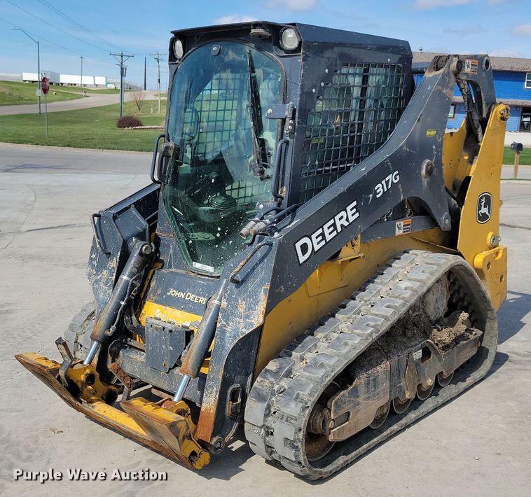 2018 John Deere 317G tracked skid steer loader - LC9948